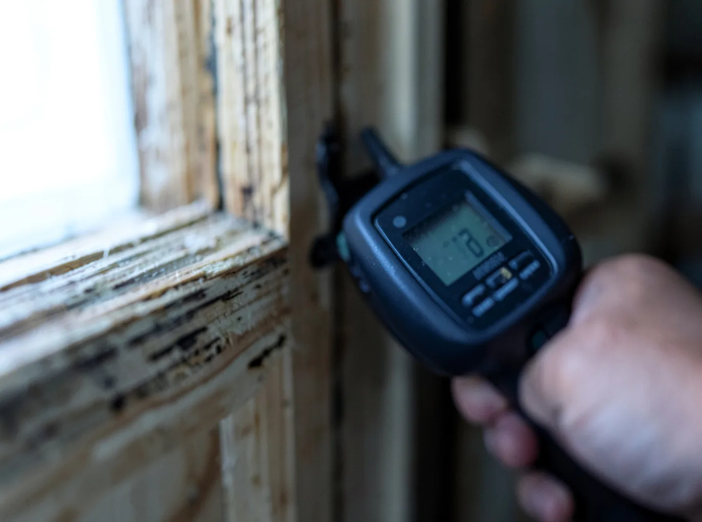 Ceiling Water Damage Repair in Alma, IL